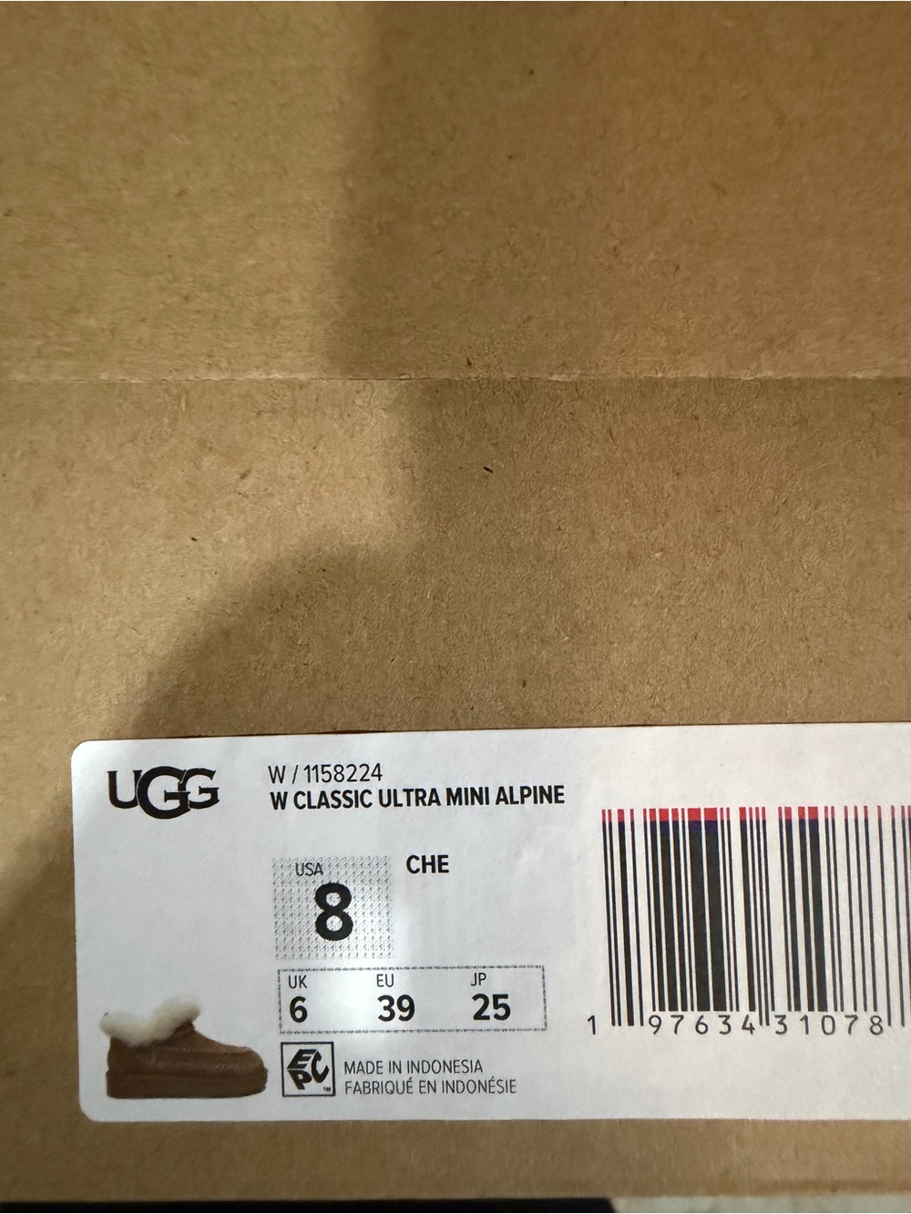 UGG Women's Classic Ultra Mini Alpine Boots NIB - Picture 9 of 9